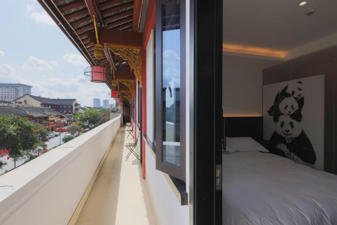 Qintai Tibetan Culture Boutique Hotel Chengdu Exteriör bild